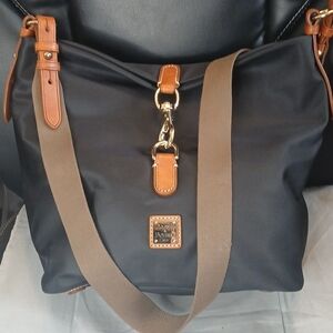 Stylish Dooney & Bourke Nylon Tote Bag